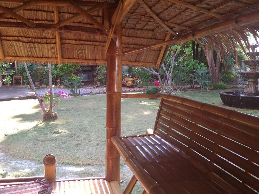 Ban Sabai Sabai Guest House Kanchanaburi Zimmer foto